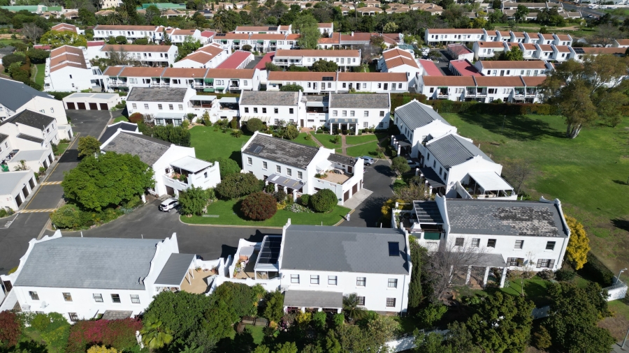 3 Bedroom Property for Sale in Roundhay Western Cape